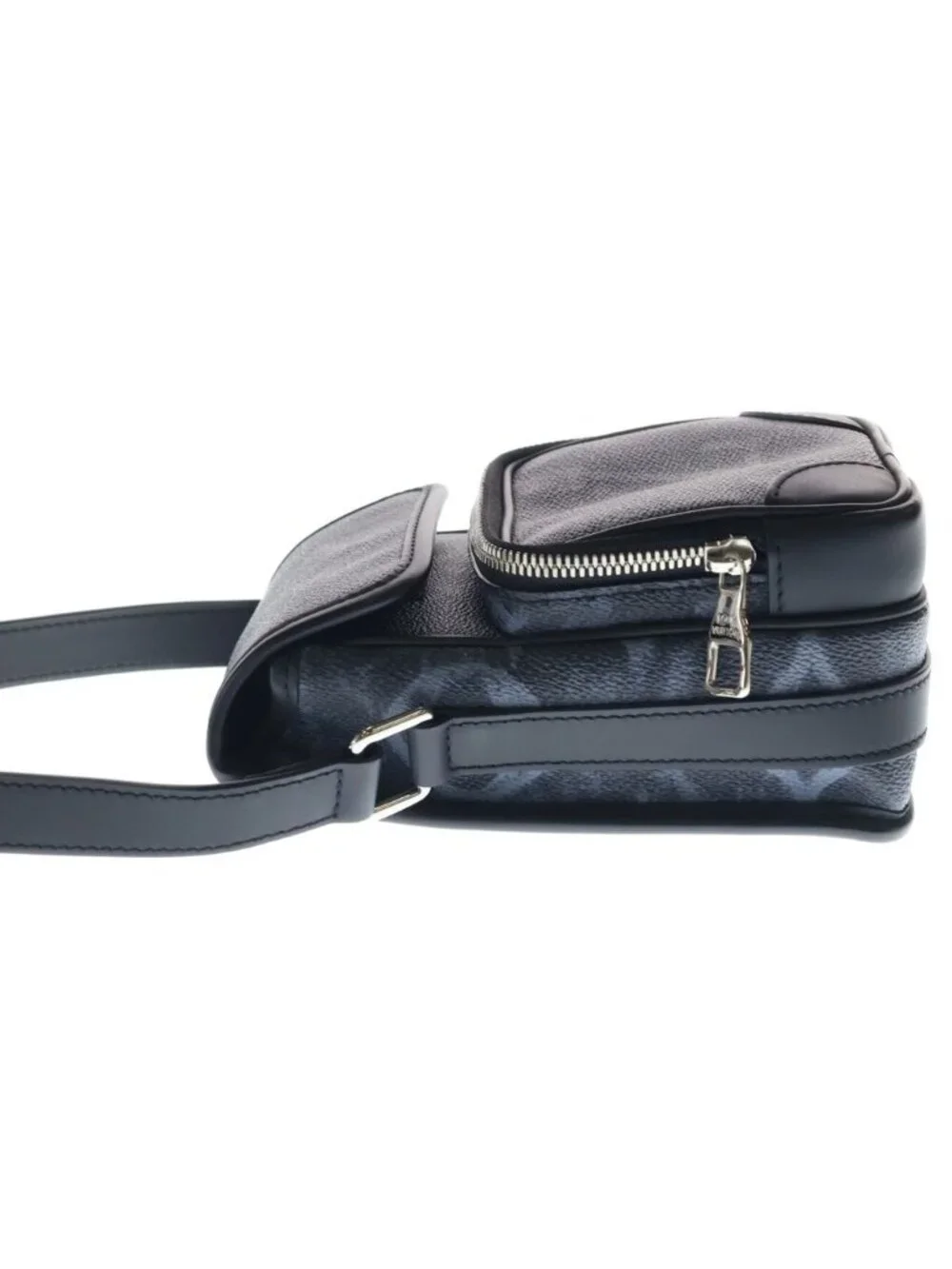 Louis Vuitton Monogram Pastel Amazon Messenger Shoulder Bag Black Leather Silver